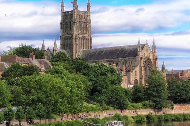 EXHIBITION: Worcester Cathedral. Fossils in the Geopark