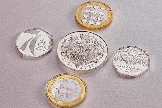Royal Mint reveals 5 new coins for 2022 including platinum jubilee (The Royal Mint)