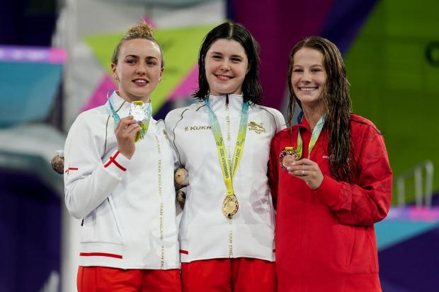Dudley News: England’s Andrea Spendolini Sirieix (centre) with her Gold Medal, England’s Lois Toulson with her Silver Medal (left) and Canada’s Caeli McKay with her Bronze Medal after the Women’s 10m Platform Final at Sandwell Aquatics Centre on day seven of the 2022 Commonwealth Games. Credit: PA
